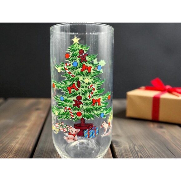 Set Of 6 Luminarc Noel Christmas Glasses With Holiday Tree & Gifts Design - Picture 2 of 8